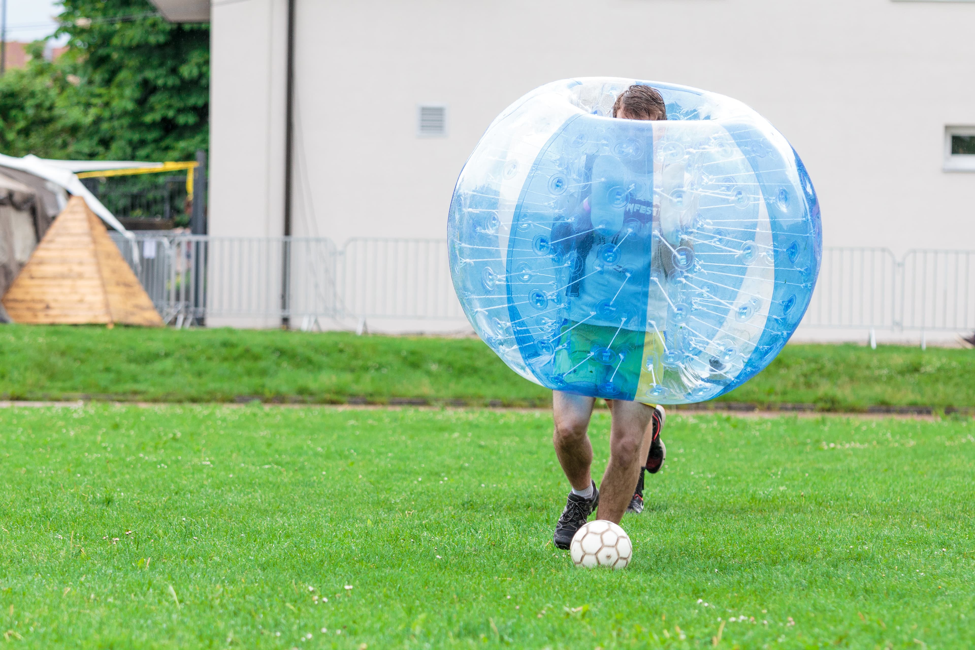 https://funkey.be/wp-content/uploads/2021/04/Bubbelvoetbal-foto-3-bresactiviteiten.nl_.jpg