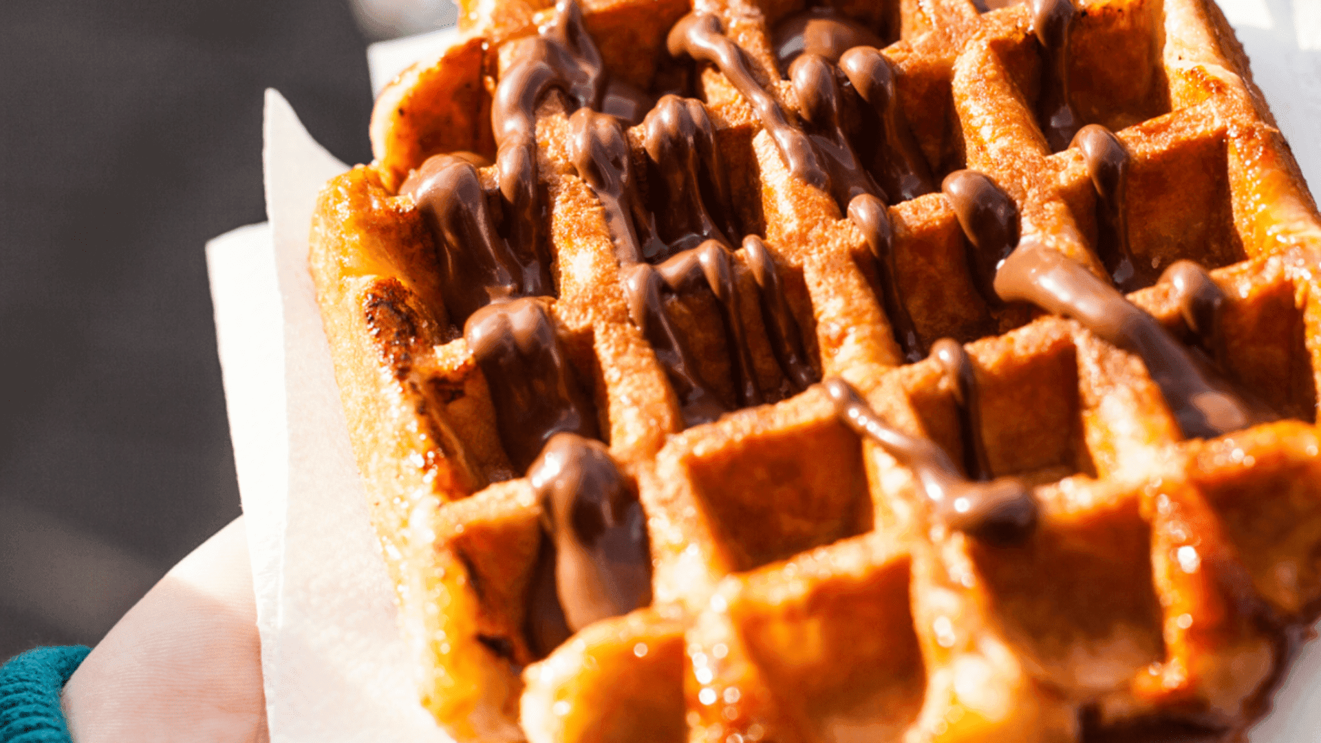 https://funkey.be/wp-content/uploads/2023/11/belgische-wafels-1920x1080-1.png