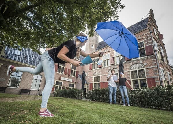 https://funkey.be/wp-content/uploads/2025/01/paraplu_opdracht.jpg