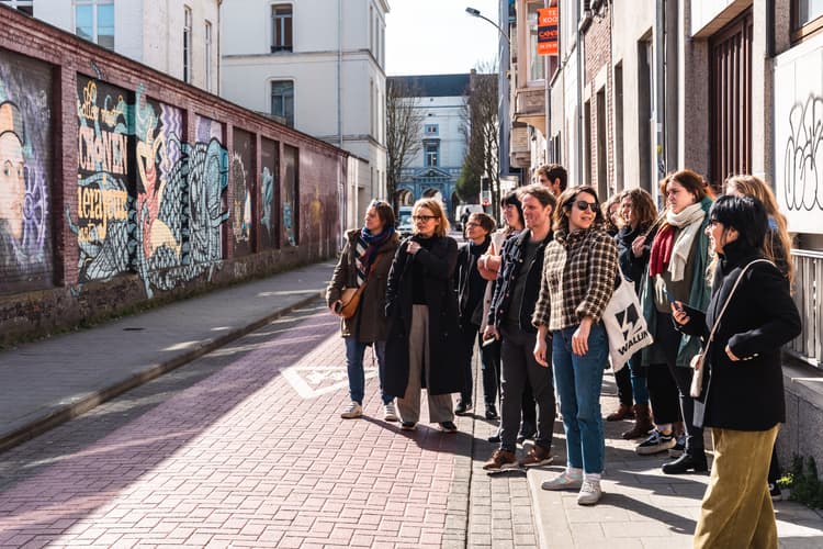Street art tour & graffiti workshop combo - Header