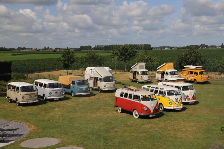 Cruisen met een VW busje in de polder - Header