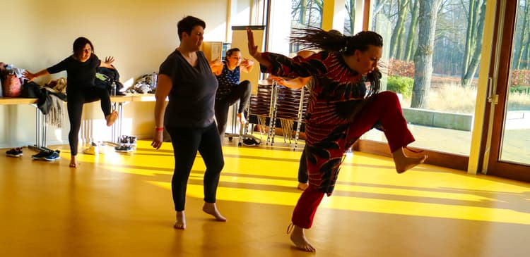 Team Building African Dance - Header