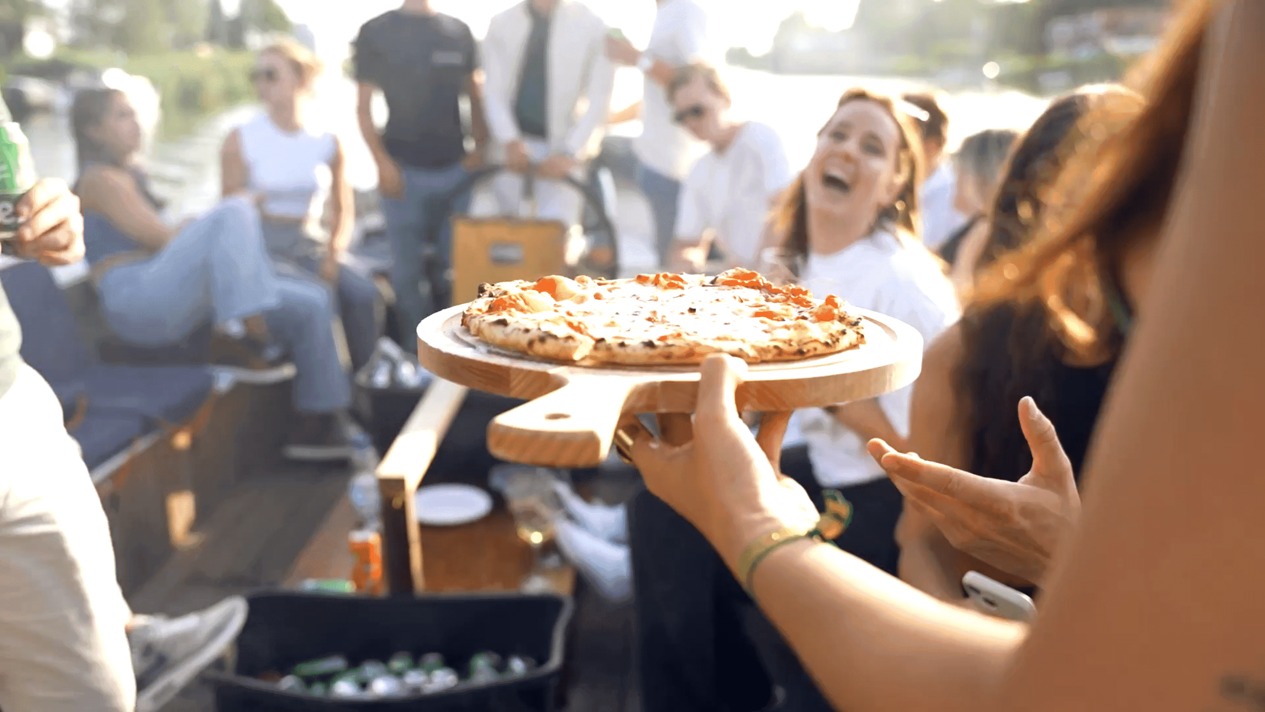 https://wp.funkey.be/wp-content/uploads/2024/02/Pizza-op-sunset.png