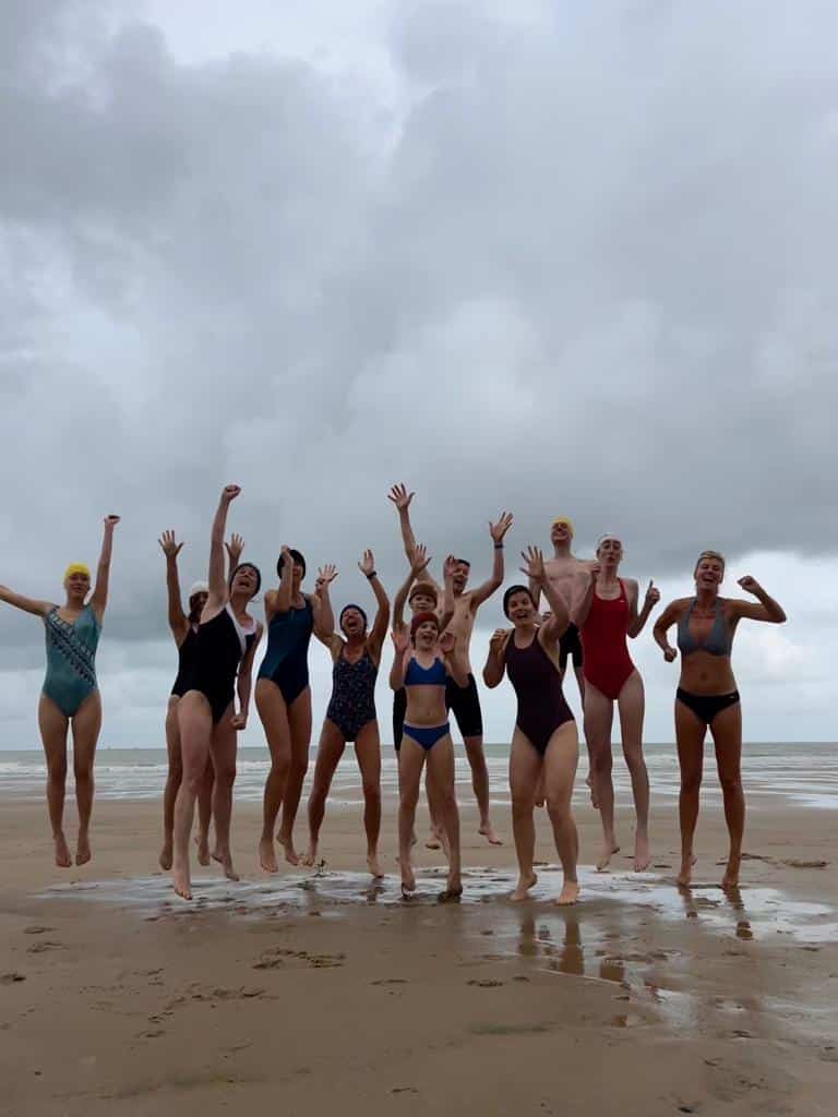 Bursting with energy, thanks to cold water therapy - Header