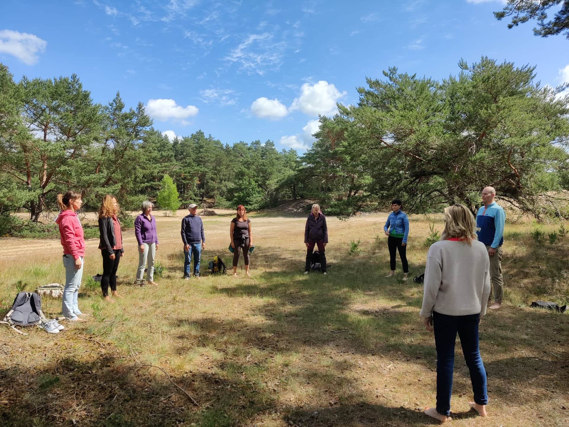 Journée créative en pleine nature avec bain de forêt et pyrogravure header image