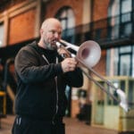 Teambuilding voor alle leeftijden met De Muzieksommelier