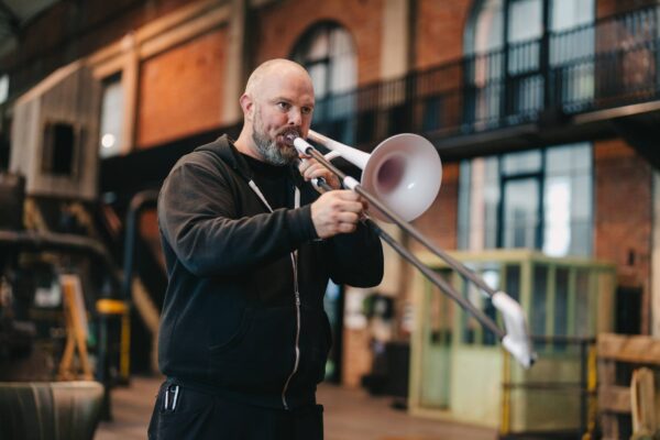 Teambuilding voor alle leeftijden met De Muzieksommelier